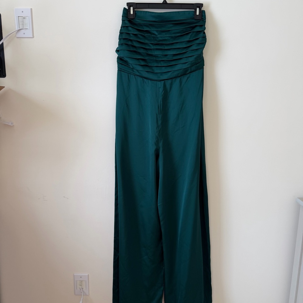 Abercrombie & Fitch Satin Emerald Green Strapless Ruched Jumpsuit Size L NWOT